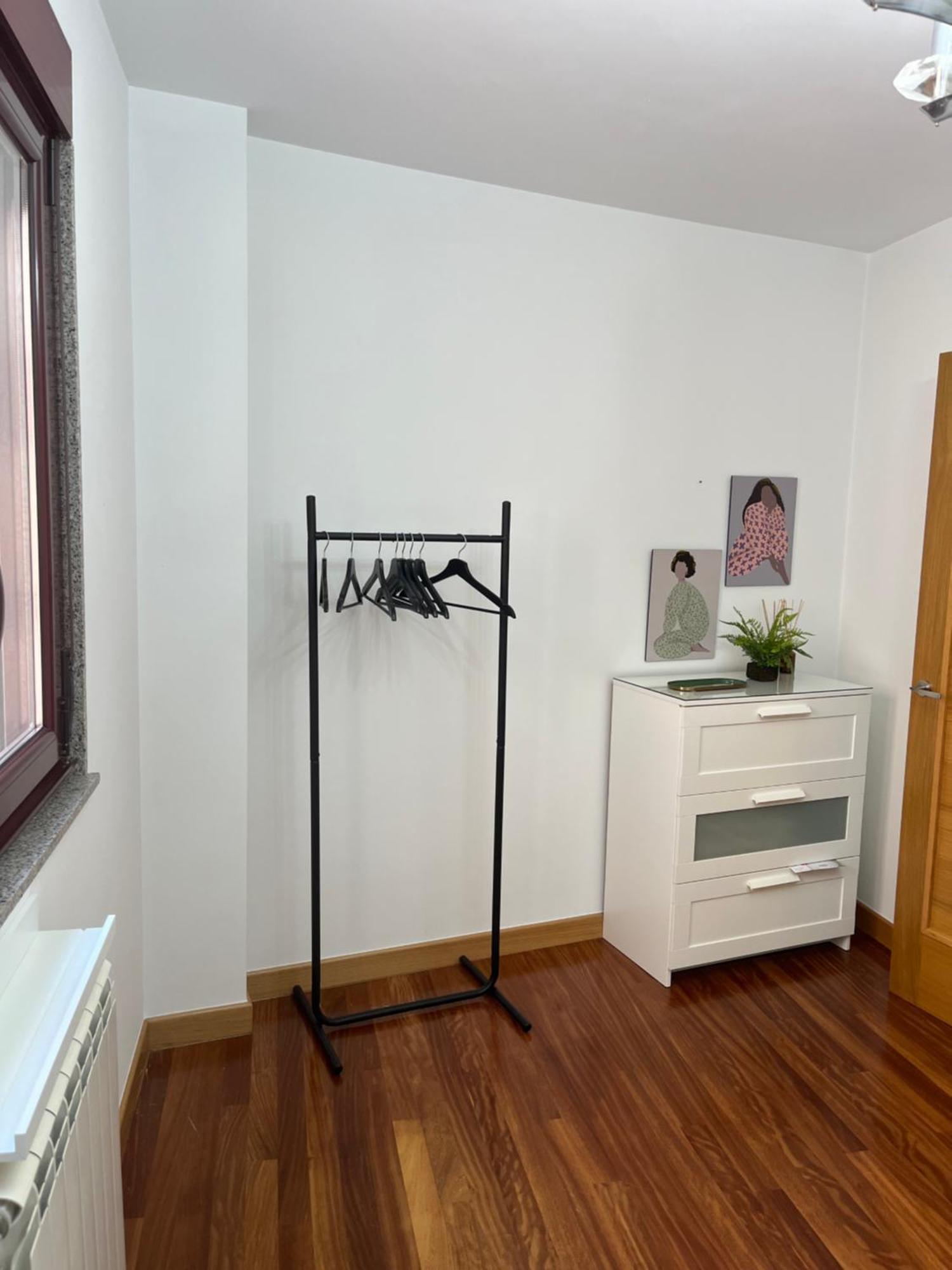 Avanza 4 Plaza Galicia * Sarria